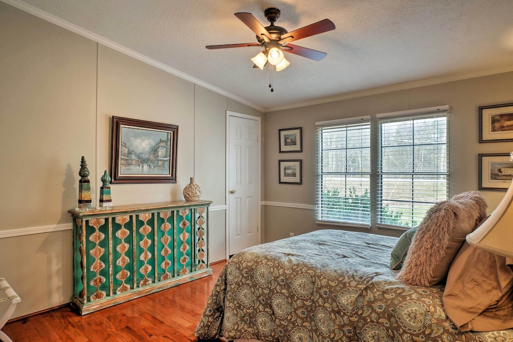 Dog-friendly Georgia Home w/ Grill Fishing Pond! - Property Image 25