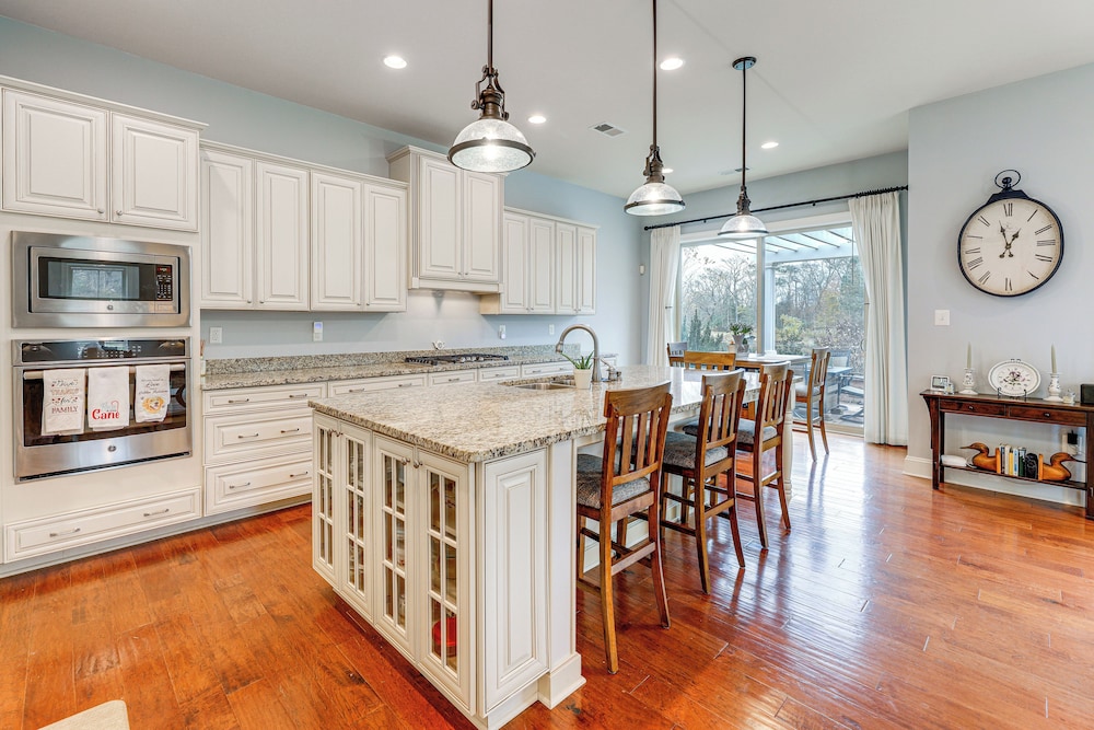 Communal Pools, 6 Mi to Bethany Beach! Family Home