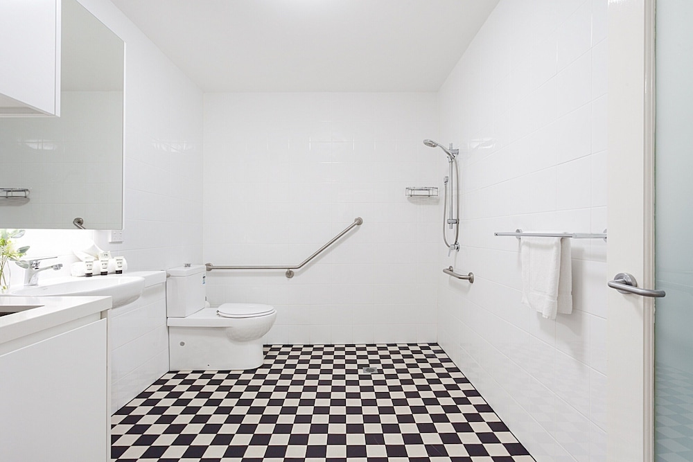 Art Deco Designer Studio in Lewisham