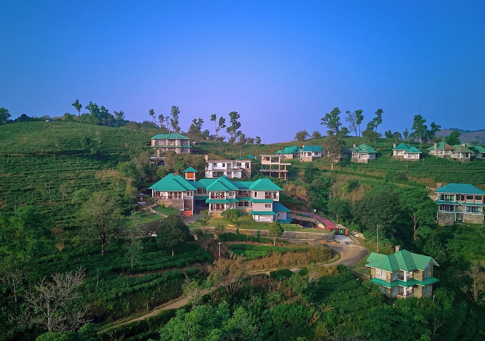 Priyas Villa Vagamon by VOYE HOMES