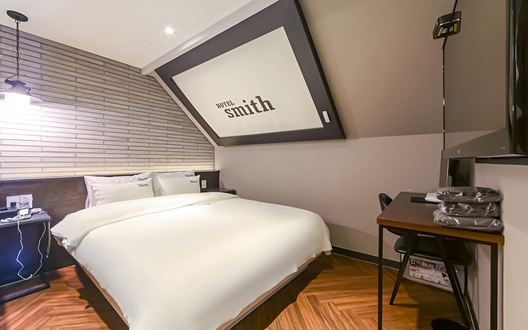 Busan Daeyeondong Hotel Smith