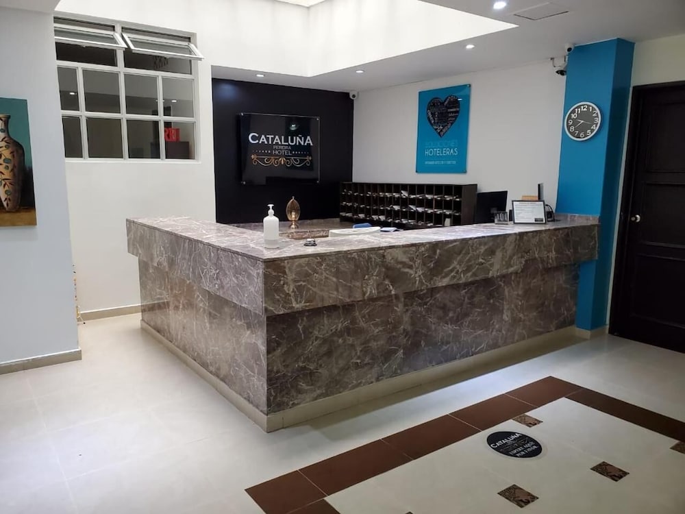 Hotel Cataluña - Image 1