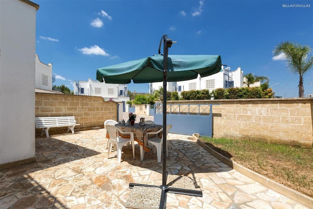 1172 Villino Gemma Celeste view 3