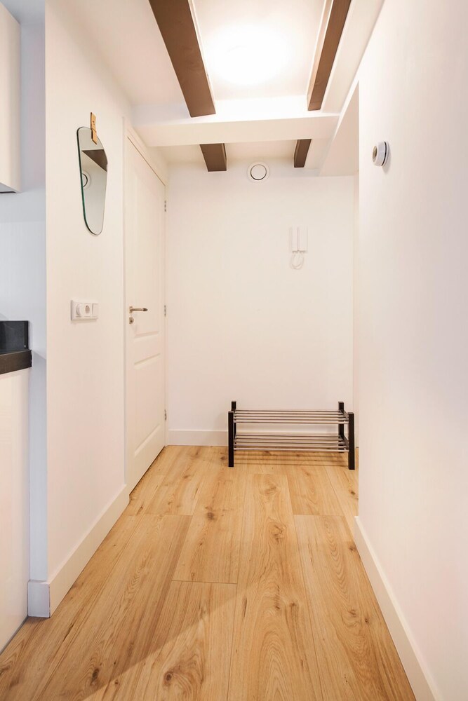Canal Garden Apartment 11