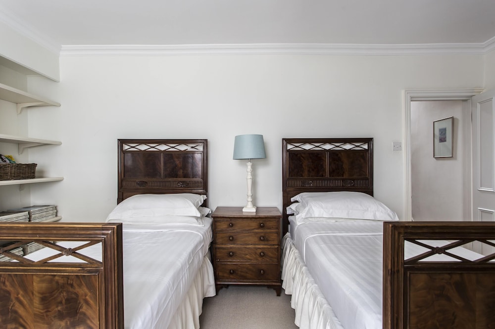 First Street II by Onefinestay