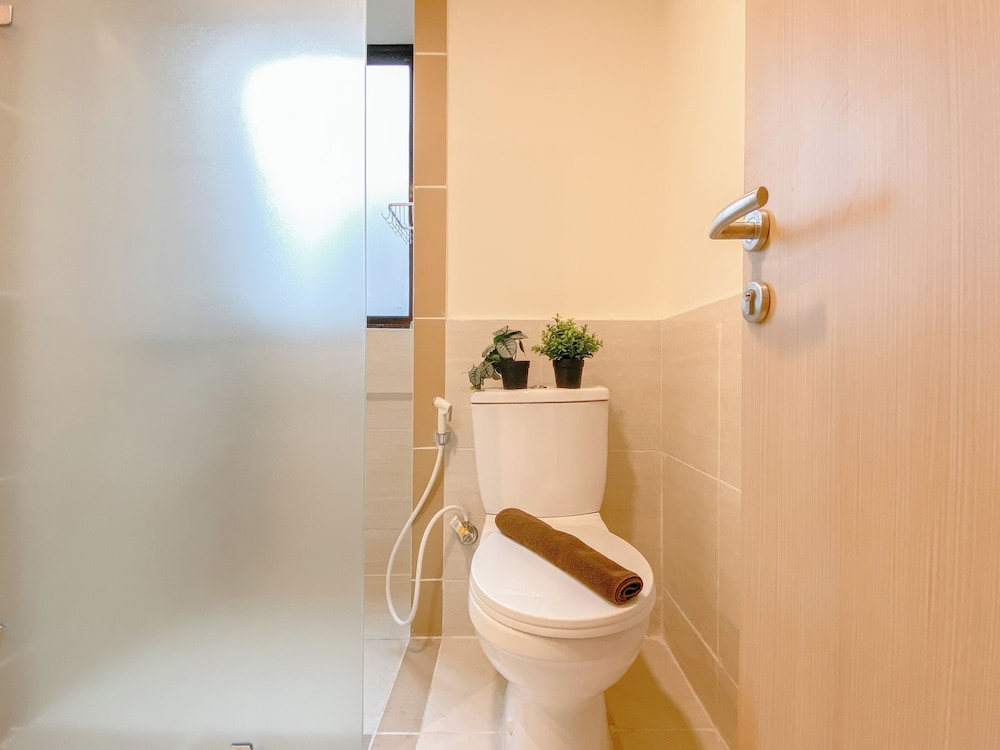 Cozy And Minimalist 2Br Apartment At Meikarta
