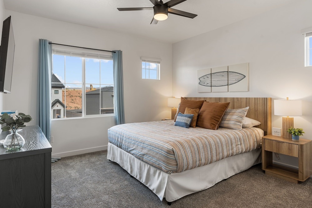 Long Drive 4 Bedroom Townhouse