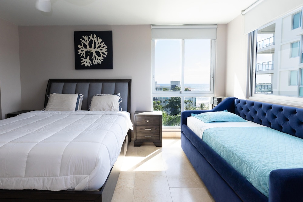The Big Family Condo by Acomodo
