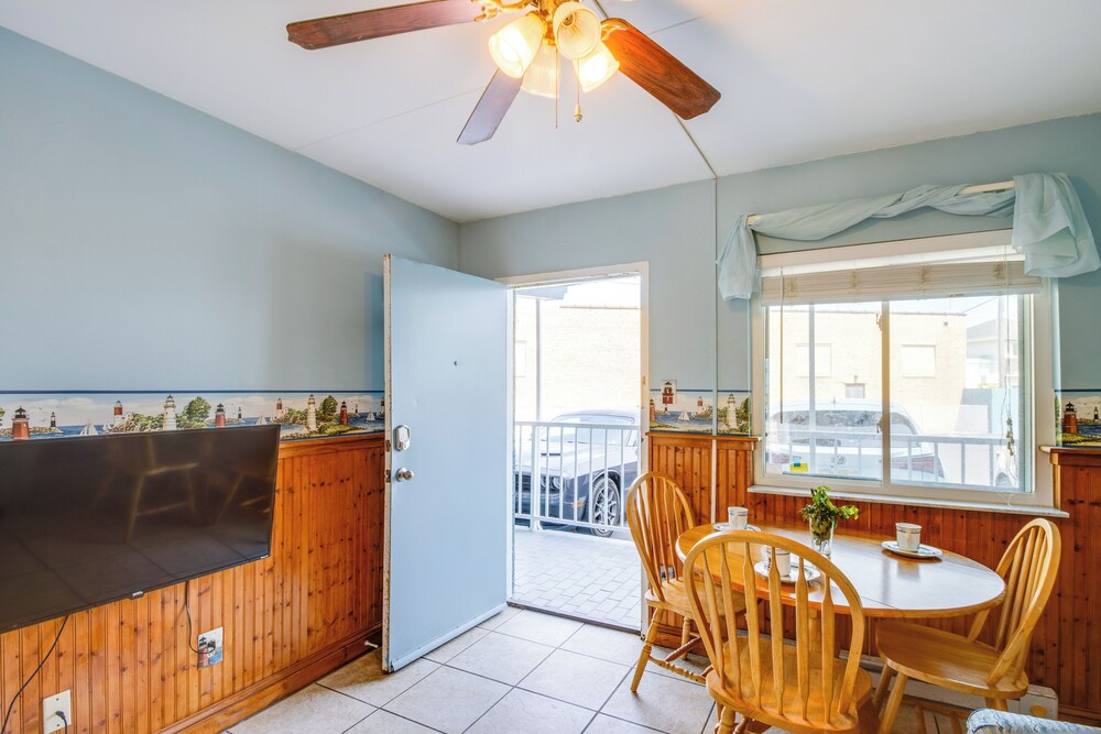 Walk to Wildwood Boardwalk: Family-friendly Condo!