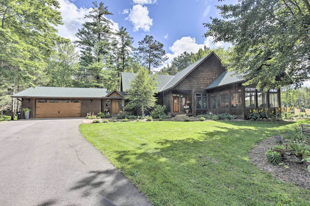 Spacious Riverfront Escape w/ Private Hot Tub view 5