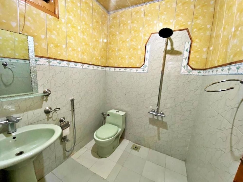 Royal Guest House Gilgit view 5