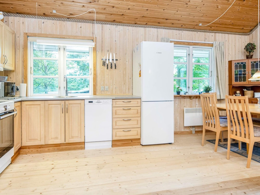 6 Person Holiday Home in Glesborg-by Traum view 4