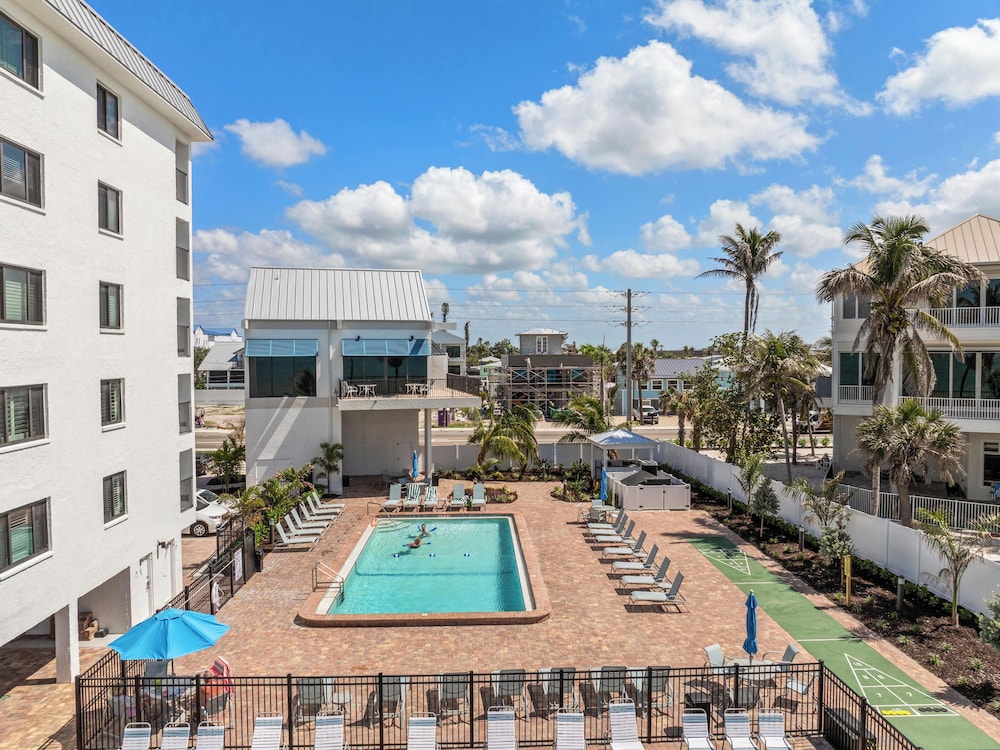 Seaside 5 by Distinctive Beach Rentals
