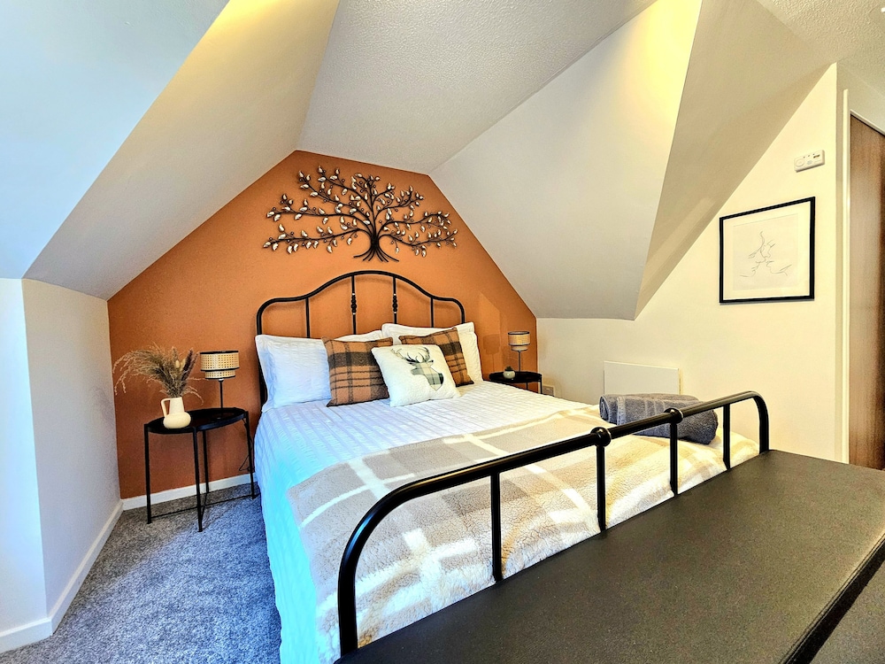 Cosy Apartment in the heart of Inverness view 3