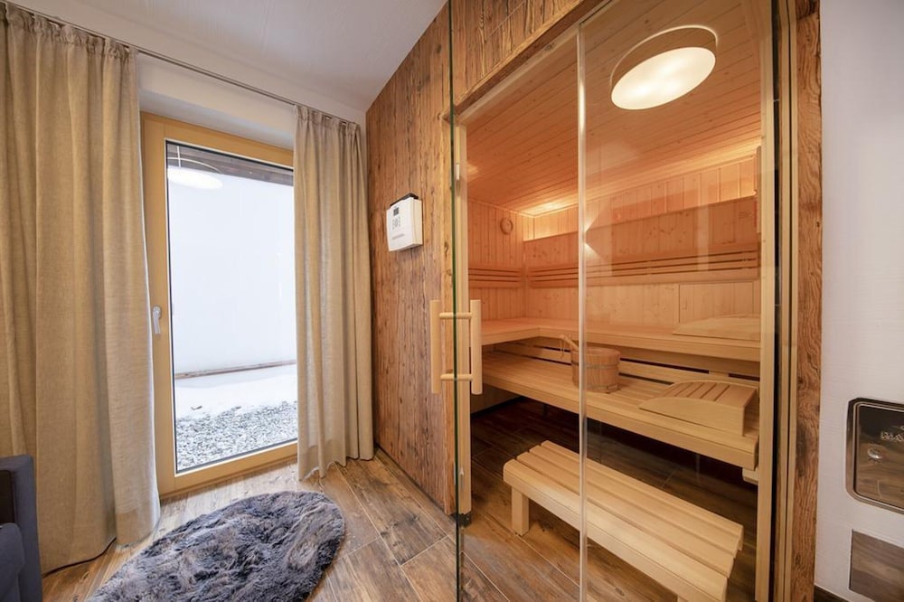 Chalet With Sauna in Neukirchen am Grossvenediger