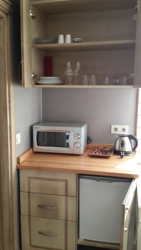 Galatolia Suites - Image 96