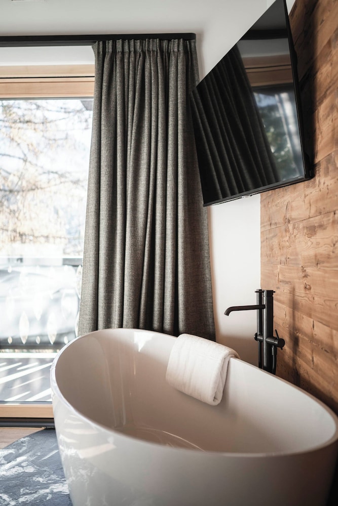 DISTINCTIVE LUXURY DOLOMITI APARTMENTS TERRE71