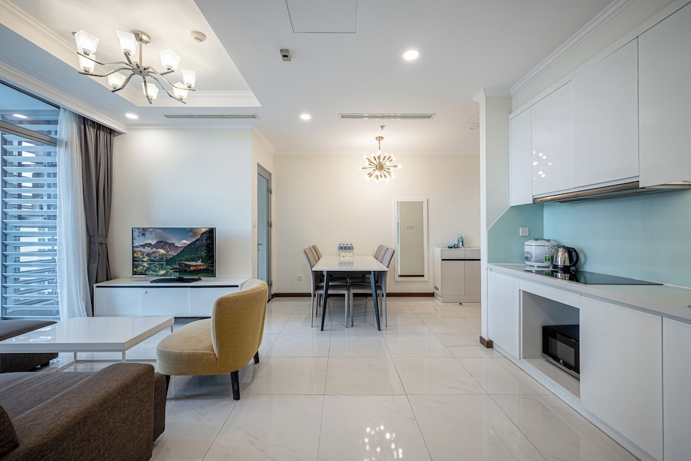 PD Pristine Apartment Landmark Plus
