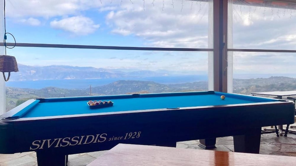 Gero-fotis Guesthouse - Upper Floor Superb View