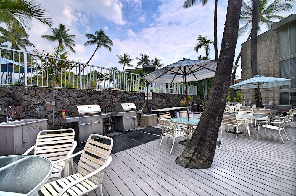Beautiful Ocean Views - Top Floor - Concierge Included - Vrkcv