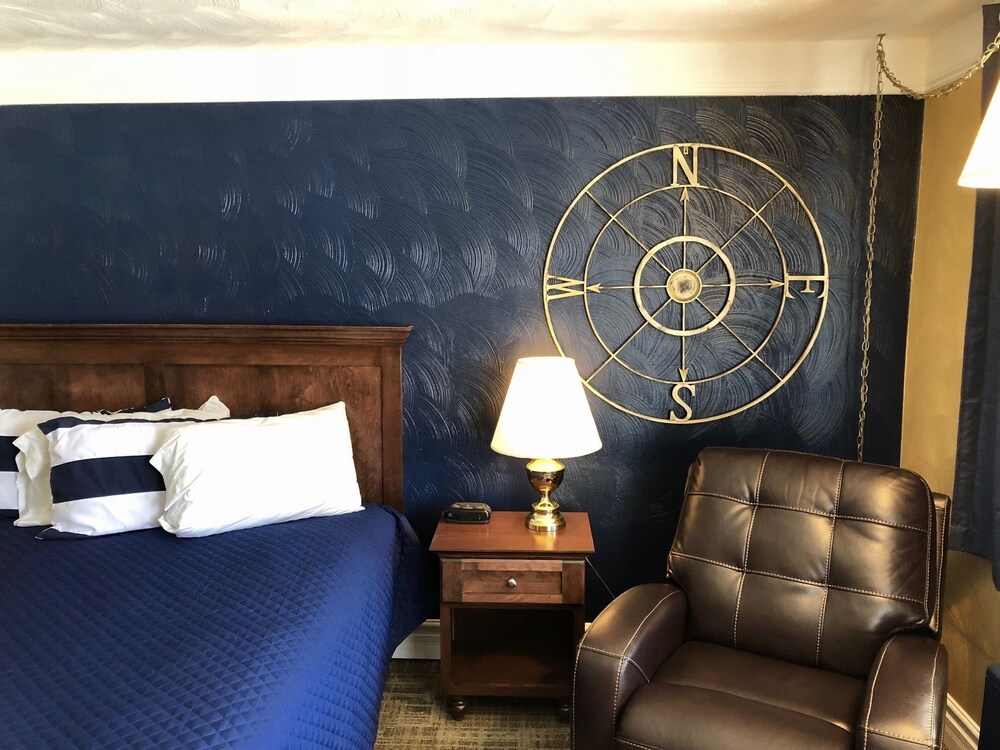 Lockview Motel