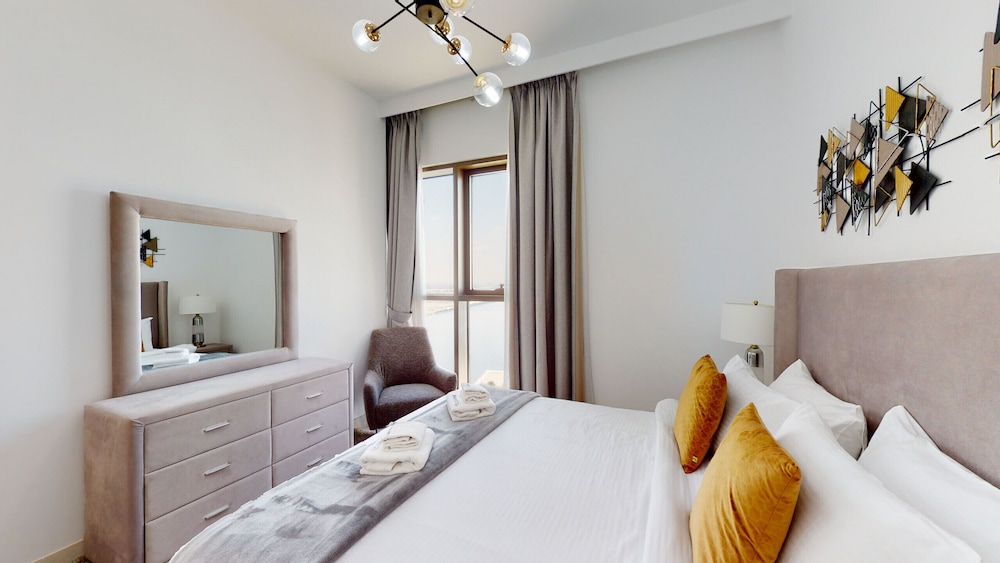 Primestay - Creekside Residences - Creek