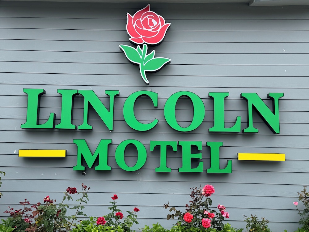 Lincoln Motel