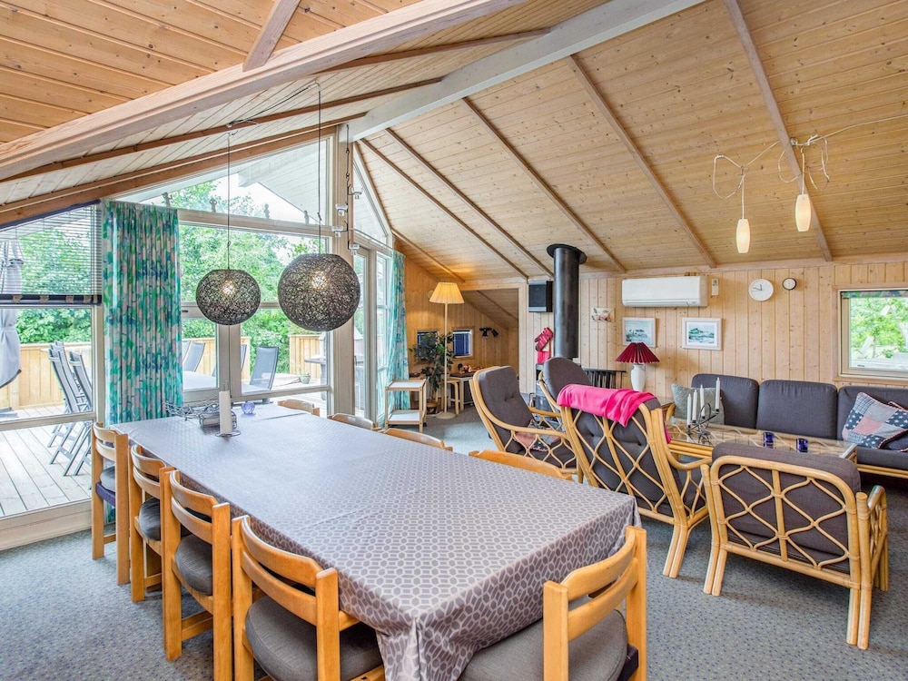 10 Person Holiday Home in Vaeggerlose-by Traum