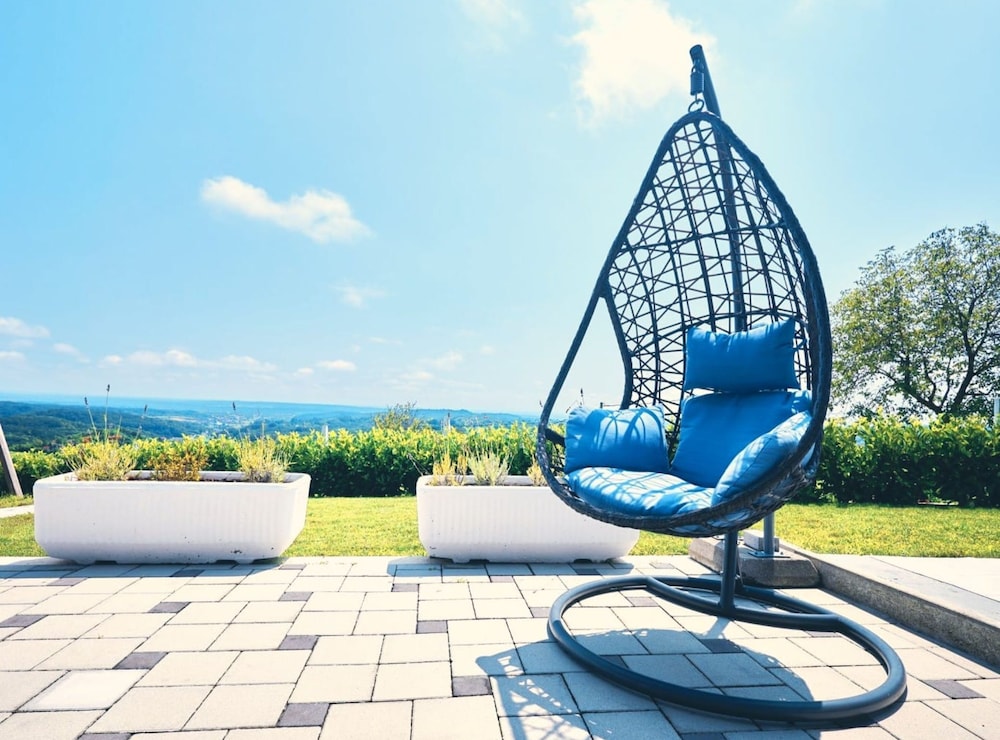 Villa Cerina With Outdoor Swimming Pool