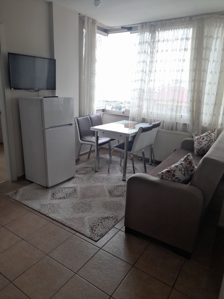 Elit Kurdal Apartment