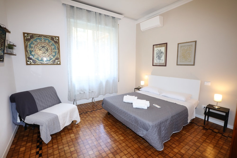 Unique Luxury Apartment and Rooms