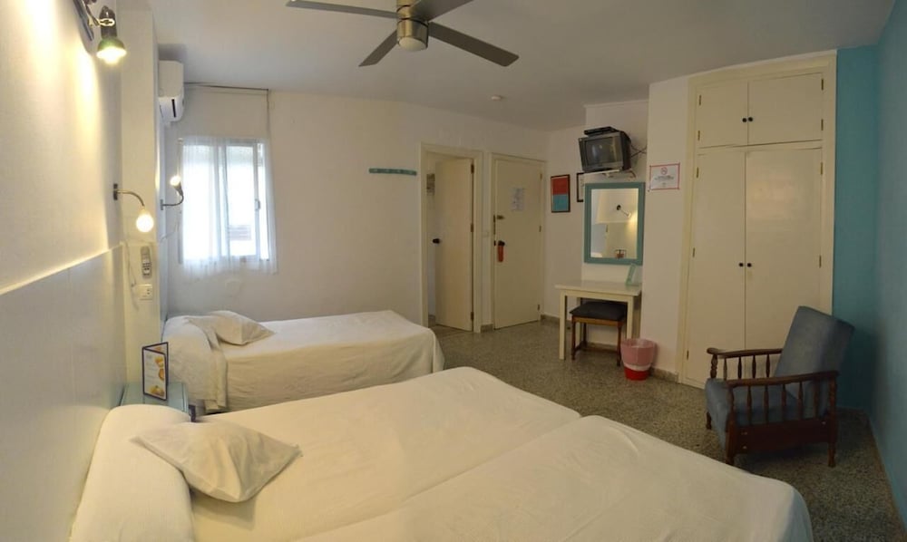 Hostal Altamar view 2