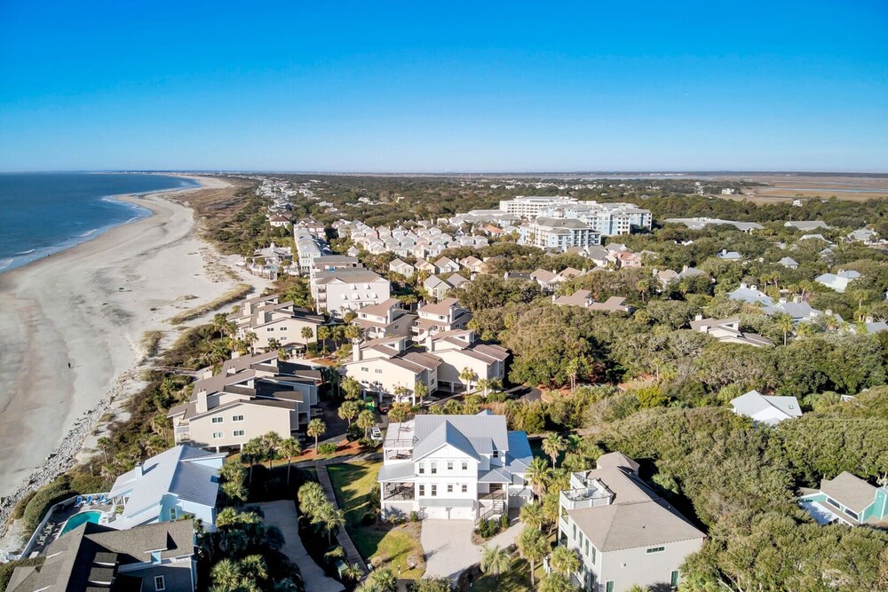 7 Beachwood East by Avantstay Steps to the Beach Ocean Views Hot Tub 7bdr