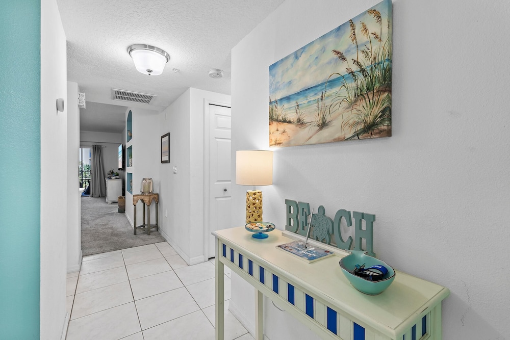 Oceanwalk 1-303