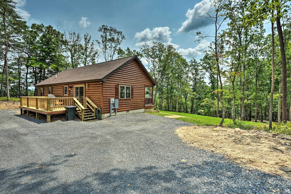 Secluded Mountain Cabin in Wardensville! view 5