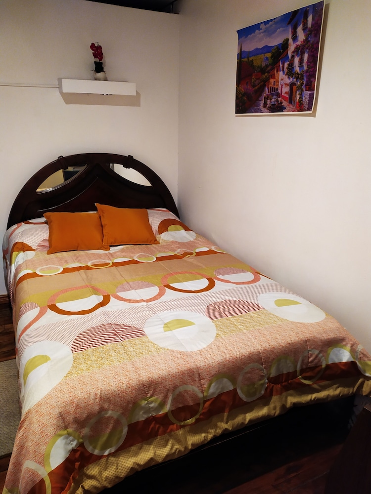 Hostal Latitud Ecuem view 5