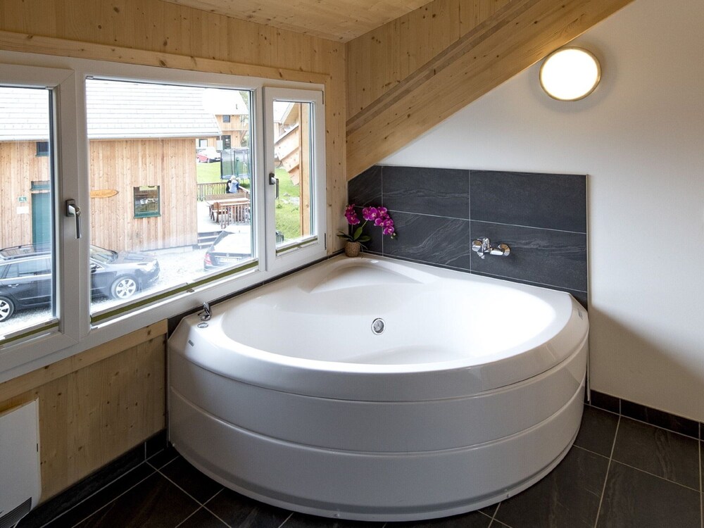 Stylish Chalet With Infrared Sauna