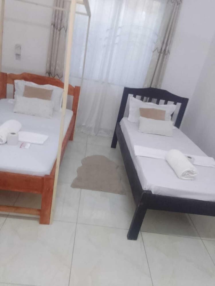 Lux Suites Rosavosa Apartments Bamburi