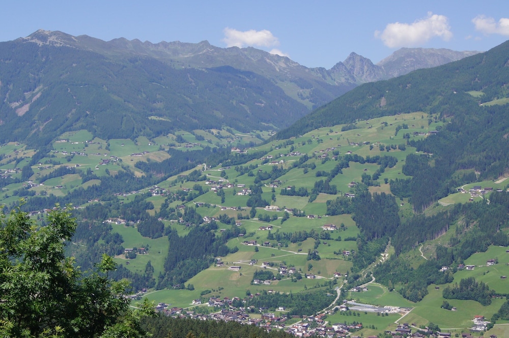 Holiday Apartment Near ski Area