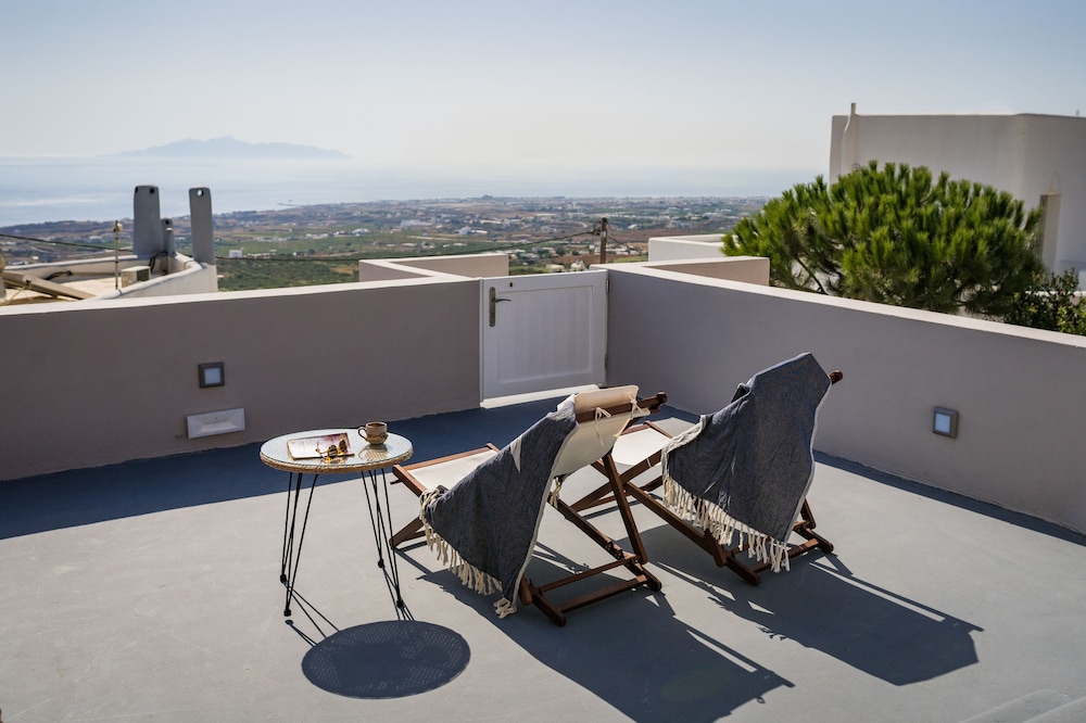 Echo Suites view 3