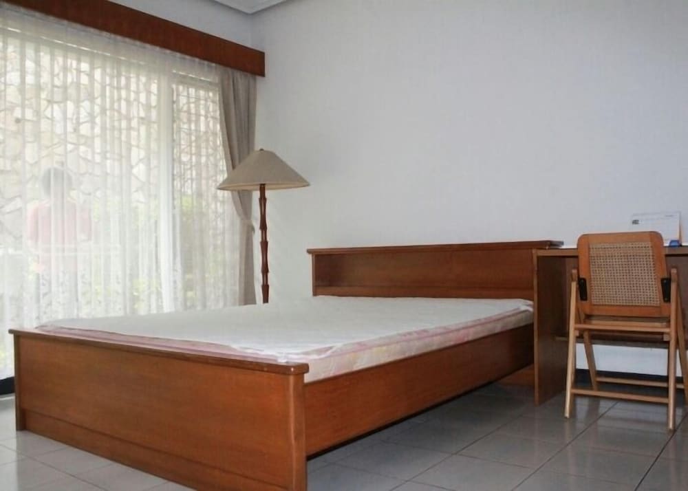 De Dago Pakar Villa by HouseinBandung view 4