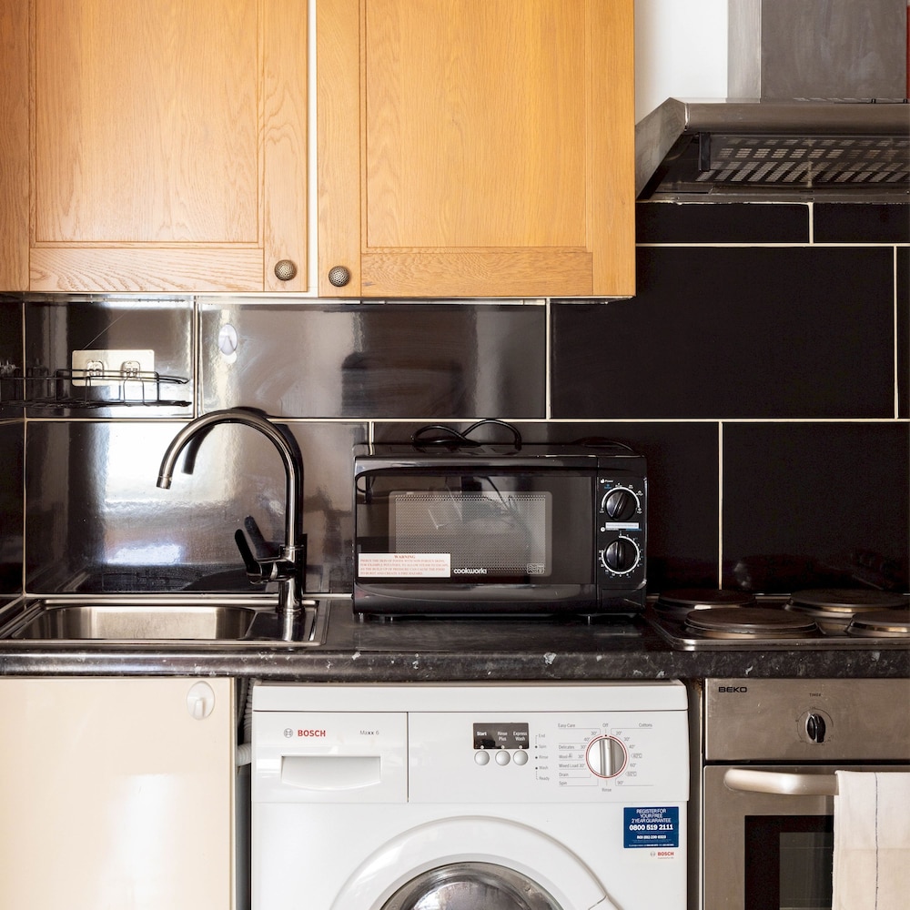 Cosy Studio in Earls Court Flat 17