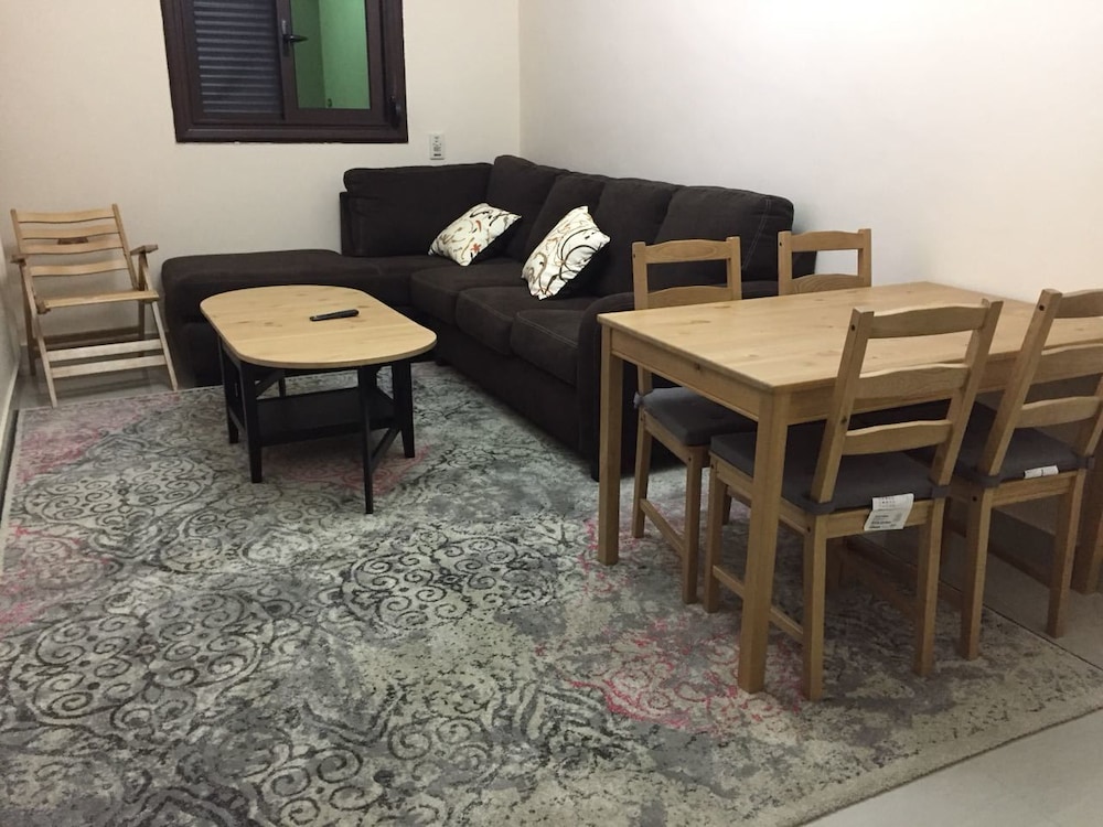 Unique Flat