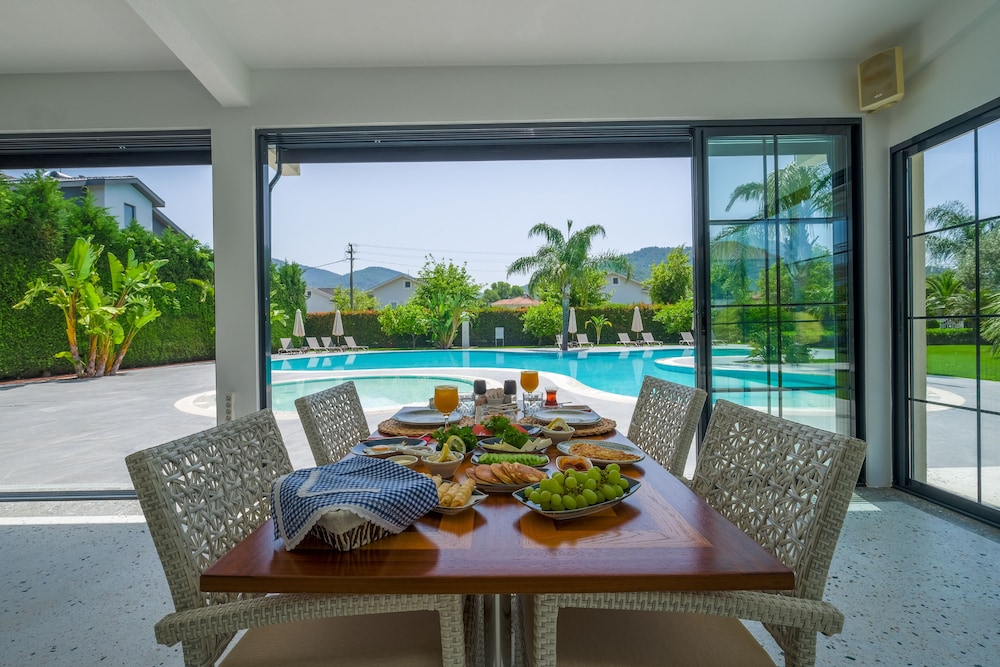 Grand Göcek Hotel - Image 31