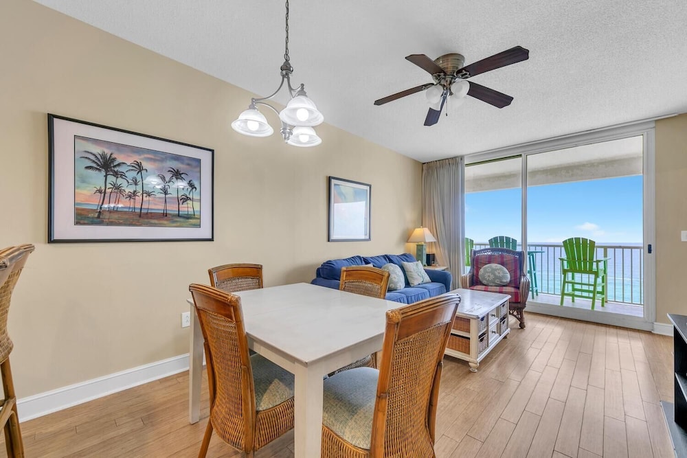 Majestic Beach Towers 2-1104