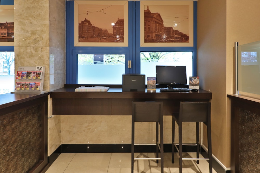 XO Hotels Blue Square 50