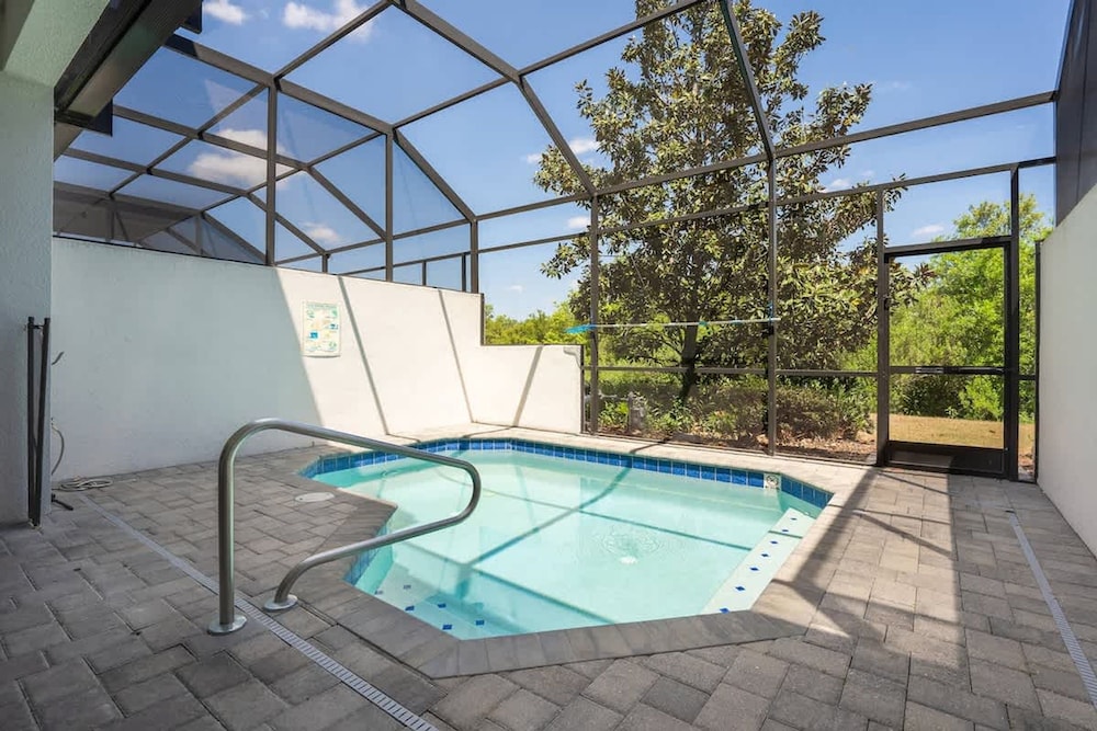 Comfortable Vacation Home up to 10 People Ef466