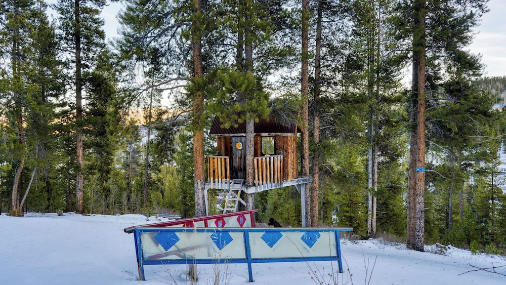 Skate Bowl, Hot Tub & Game Room Breckenridge Adventure Chalet by Avantstay