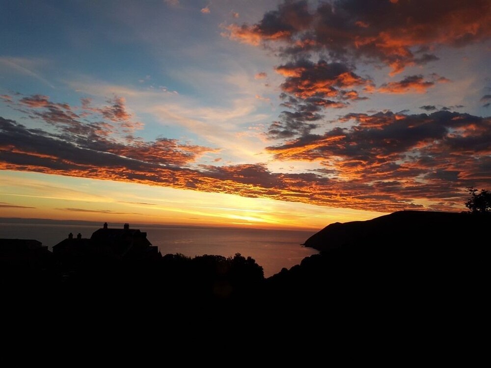 Lynton Vacations - Sinai House - Property Image 28