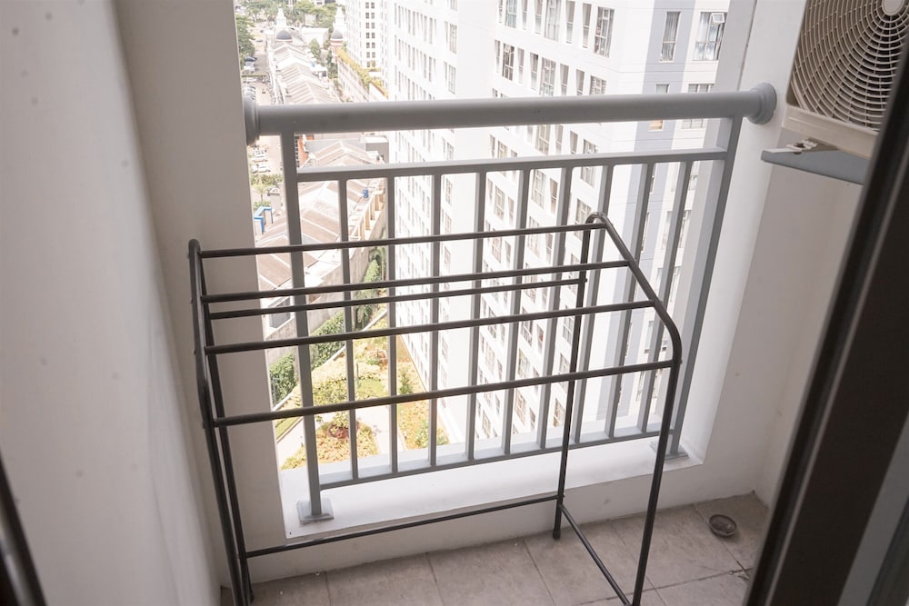 Cozy And Homey 2Br Apartment M-Town Residence